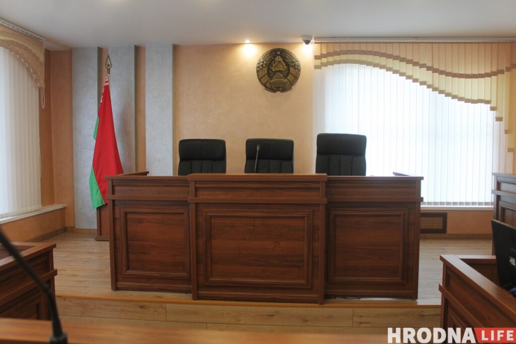 Суд приговорил гродненца к 18,5 года колонии за попытку убить сожительницу