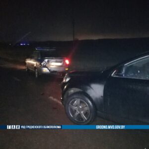 П'яны гродзенец наехаў на міліцэйскі аўтамабіль П'яны гродзенец наехаў на міліцэйскі аўтамабіль