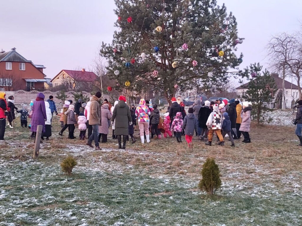 "Нас абкружылі са ўсіх бакоў". У Гродне міліцыя шукала пратэстоўцаў на дзіцячым навагоднім свяце