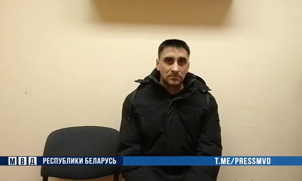 Гродзенец сарваў з начнога клуба дзяржаўны сцяг. Завялі крымінальную справу Гродзенец сарваў з начнога клуба дзяржаўны сцяг. Завялі крымінальную справу