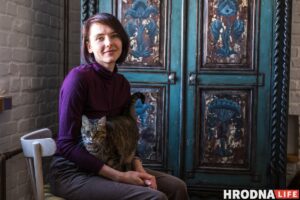 «Сталинка» и кошки на чемоданах. Декоратор из Гродно – о высоких потолках и рассветах тихого центра