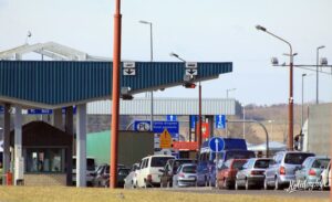 Гродна пераходзіць на асвятленне вуліц светладыёднымі лямпамі Гродна пераходзіць на асвятленне вуліц светладыёднымі лямпамі