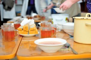 Шмат салодкага і "няправільны" посуд. Гродзенская санстанцыя праверыла школьныя сталовыя Шмат салодкага і "няправільны" посуд. Гродзенская санстанцыя праверыла школьныя сталовыя