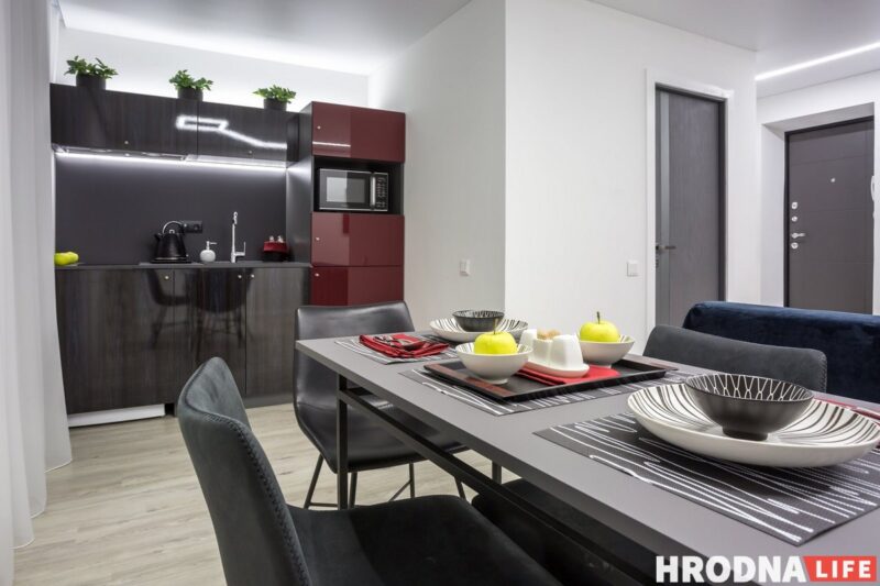 «Кватэра як аглядная пляцоўка». Арэндадаўца — пра жыллё на набярэжнай у Гродне