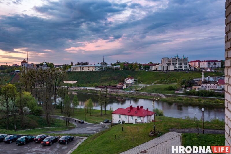 «Кватэра як аглядная пляцоўка». Арэндадаўца — пра жыллё на набярэжнай у Гродне
