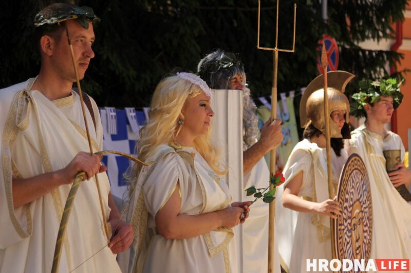 Фестивалю национальных культур исполнилось 25 лет. Как он изменился за эти годы