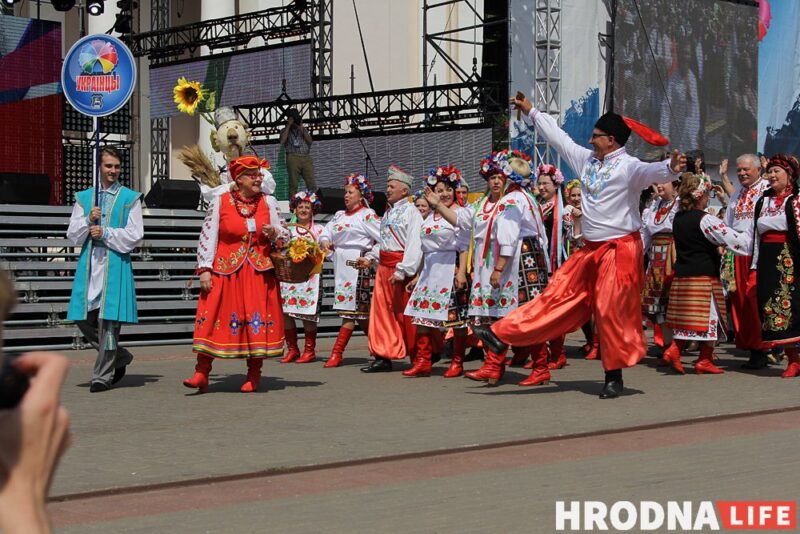 Фестивалю национальных культур исполнилось 25 лет. Как он изменился за эти годы