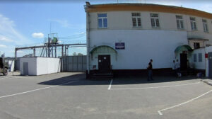 Сядзелі палітвязні, бывалі суіцыды, працаваў Лукашэнка. Што вядома пра калонію ў Шклове, у якой памёр Вітольд Ашурак? ИК-17 в Шклове. Фото: Google maps