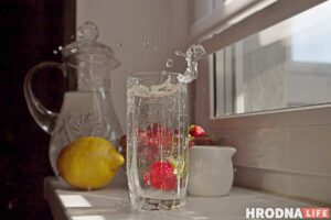 Гродзенка знайшла ў хлебе ніт. Куды звяртацца, калі ў ежы трапіўся іншародны прадмет?