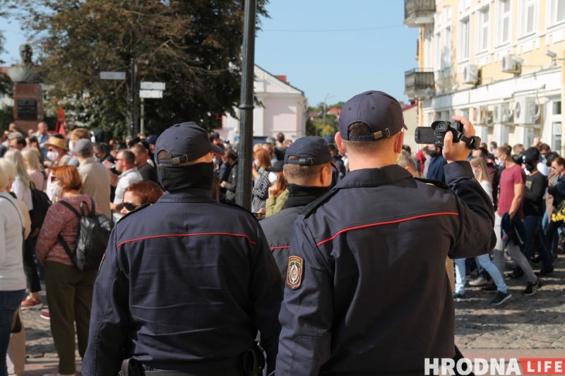 Жалоба в ООН, увольнение за позицию, приговоры политзаключенным. Как прошла неделя в Гродно и области