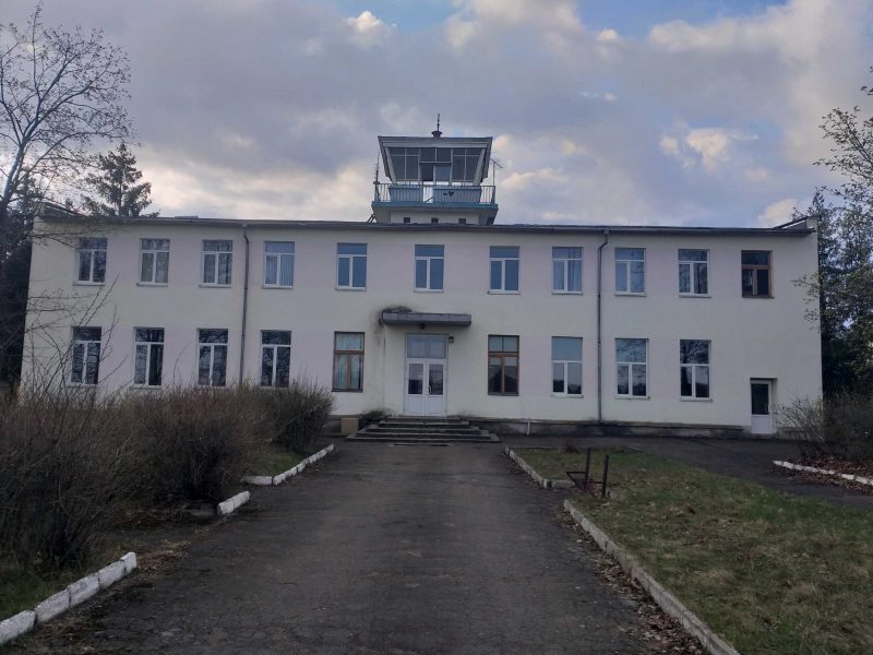 Под Гродно хотят продать здание на старейшем аэродроме Беларуси