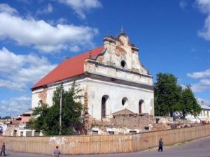 Уладальніца cлонімскай сінагогі адмовілася ад рэканструкцыі праз санкцыі і вайну ва Украіне. Фонд ліквідавалі Сінагога ў Слоніме. Фота: poehali.net
