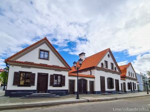 У былым скурвене на Васілька адновяць гістарычны балкон і рэстаўруюць дзверы. Падрабязнасці праекта дом рыбака гродно улица замковая