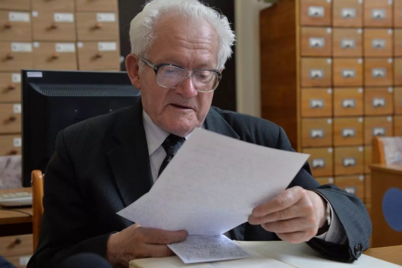 Галоўная заслуга Адама Мальдзіса: усё жыццё працаваў для беларускай культуры, выцягваў яе “з лапцяў” Адам мальдзіс