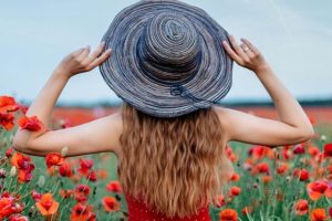 "Інстаграмнае" макавае поле пад Лідай знішчылі, а надзел забралі - мак аказаўся опіумным Маковое поле под Лидой