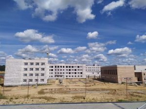 Адкрыццё школы ў Грандзічах адкладаюць. Яе не дабудавалі праз недахоп грошай