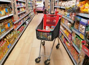 Чайнік за 10 рублёў, кававарка - за 30. У Гродне адкрыліся дзве крамы ўцэненай бытавой тэхнікі