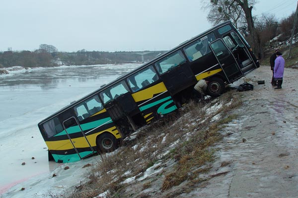 автобус Неман авария