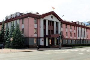 У галоўным корпусе ГрДУ паставяць пад’ёмнік Эканамічны суд Гродзенскай вобласці