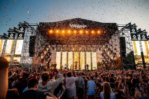 Ад рыцарскіх турніраў да джазавых канцэртаў. 20 фестываляў лета 2023 у Беларусі Viva-Braslav