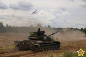 ваенныя вучэнні - танк