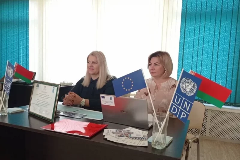 У Гродне ліквідуюць лідскі фонд, які дапамагаў дзецям з парушэннем развіцця Фонд "Пад белымі крыламі