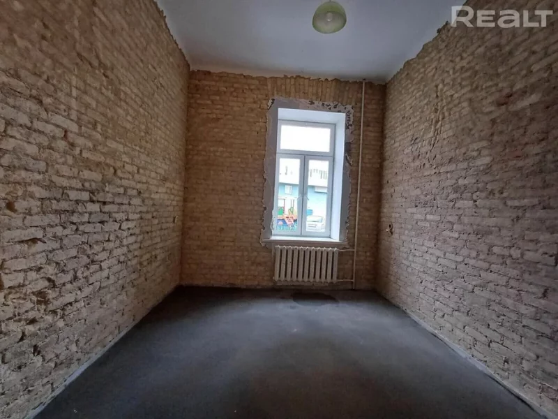 У Гродне ў камяніцы “для разумных” прадаюць цалкам голую кватэру - усё можна зрабіць пад сябе з нуля