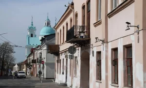 Да Фестывалю нацыянальных культур 2024 у Гродне адрамантуюць амаль 100 дамоў у гістарычным цэнтры Рамонт фасада на вуліцы Маркса ў Гродне.