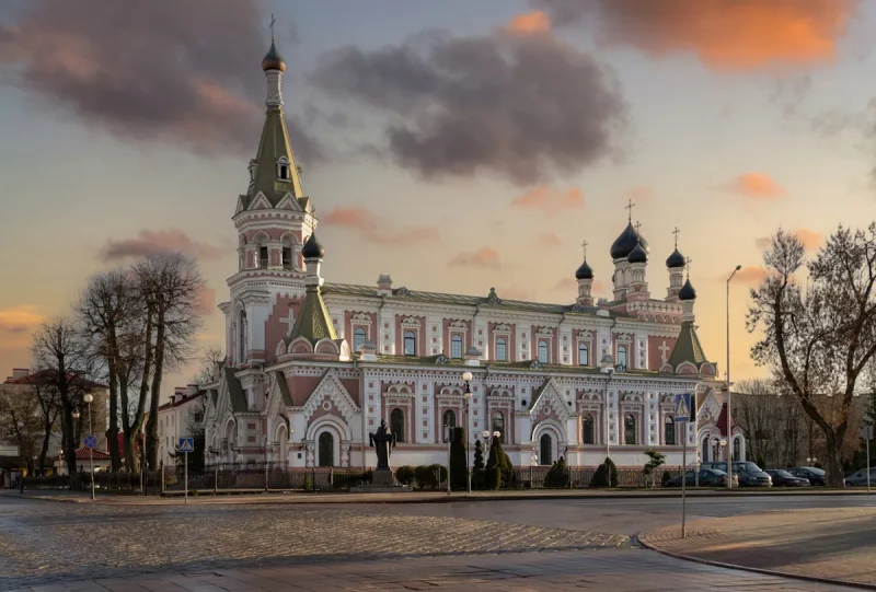 Студзень абвясцілі ў Беларусі месяцам рэлігійнага турызму. Больш за ўсё аб'ектаў можна наведаць на Гродзеншчыне Праваслаўны сабор у Гродне. Фота: iStock