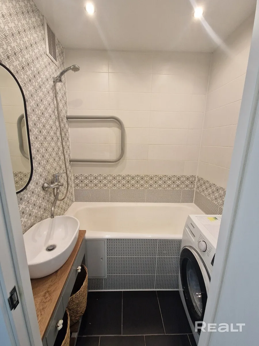 Санвузел у двушцы на Ліможа