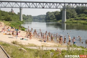 Ратавальнікі хочуць, каб у Гродне было больш пляжаў. Рашэнне за мясцовай уладай Цэнтральны пляж у Гродне. Фота: Hrodna.life