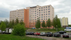 На вуліцы Томіна пачалі абнаўляць дзіцячую пляцоўку пасля звароту грамадзян вуліца Томіна, інтэрнат "Гродна Азот"