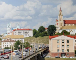 Від на цэнтр Гродна. Фота: STRT LFA, unsplash.com