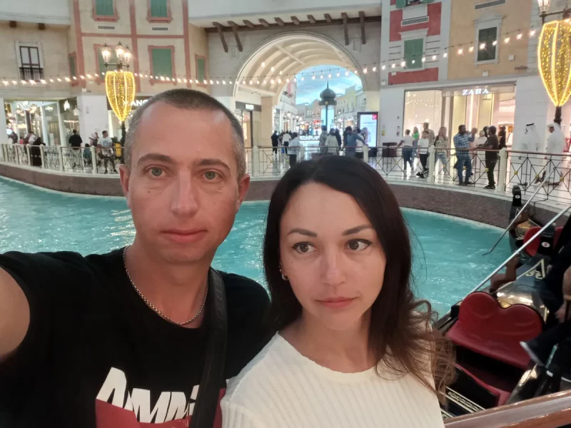 Віталь і Таццяна з Ліды бюджэтна адпачылі ў Катары. Фота з архіву герояў