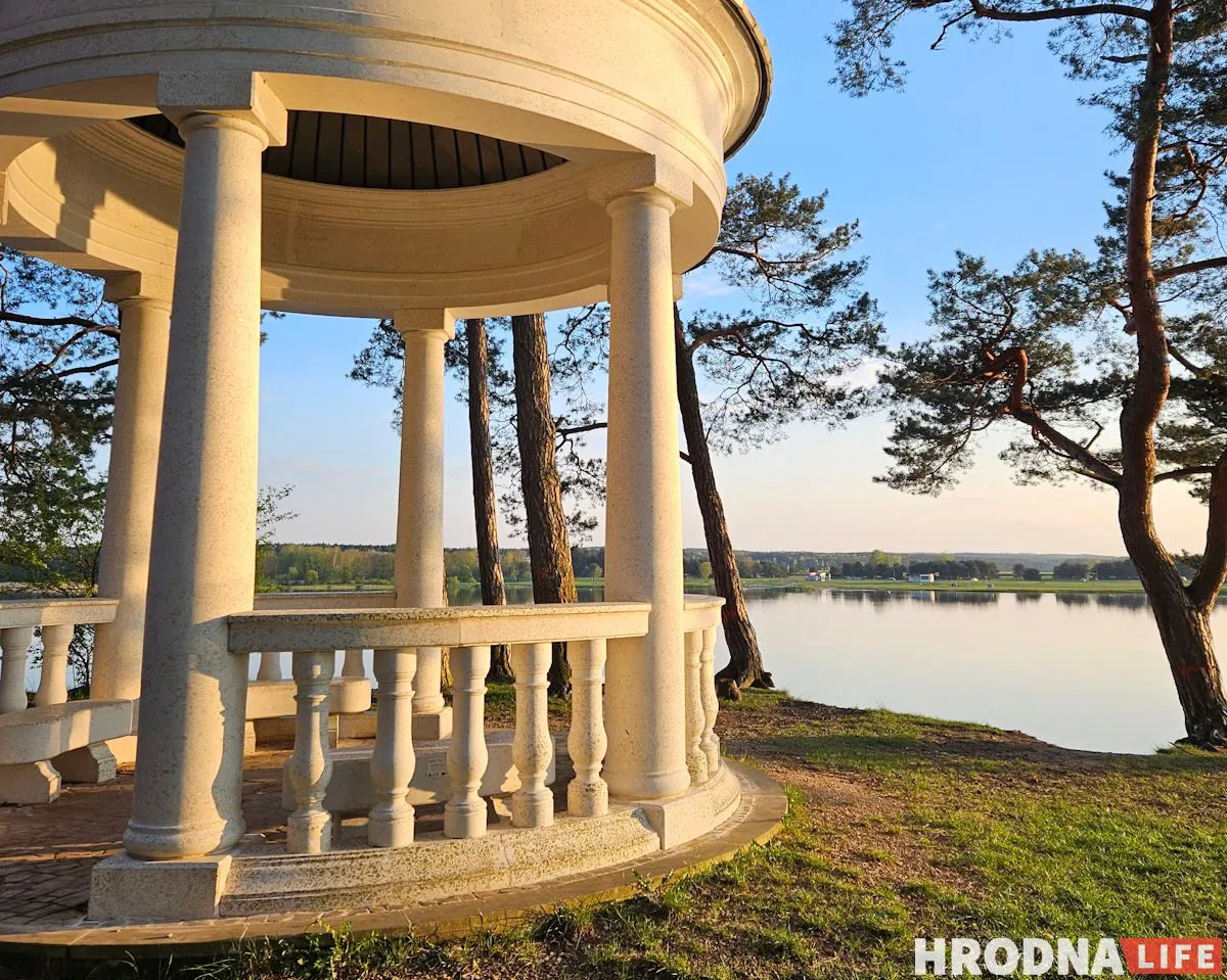 На Юбілейным возеры з'явяцца яшчэ чатыры палаткі возера Юбілейнае альтанка