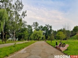 Вялікую пляцоўку на Леванабярэжнай рыхтуюць пад кафэ Леванабярэжная