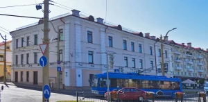 Бывший дворец на Карла Маркса, 1.