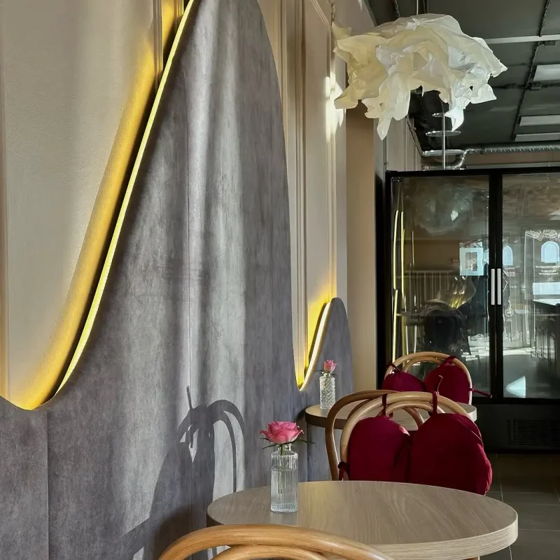 У гродзенскай кандытарскай з'явілася кавярня - там падаюць аўтарскія дэсерты і матчу з бергамотам У гродзенскай кандытарскай з'явілася кавярня - там падаюць аўтарскія дэсерты і матчу з бергамотам