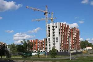 Будаўніцтва ЖК "Мір" у Гродне на вуліцы Магістральнай. Жнівень 2024