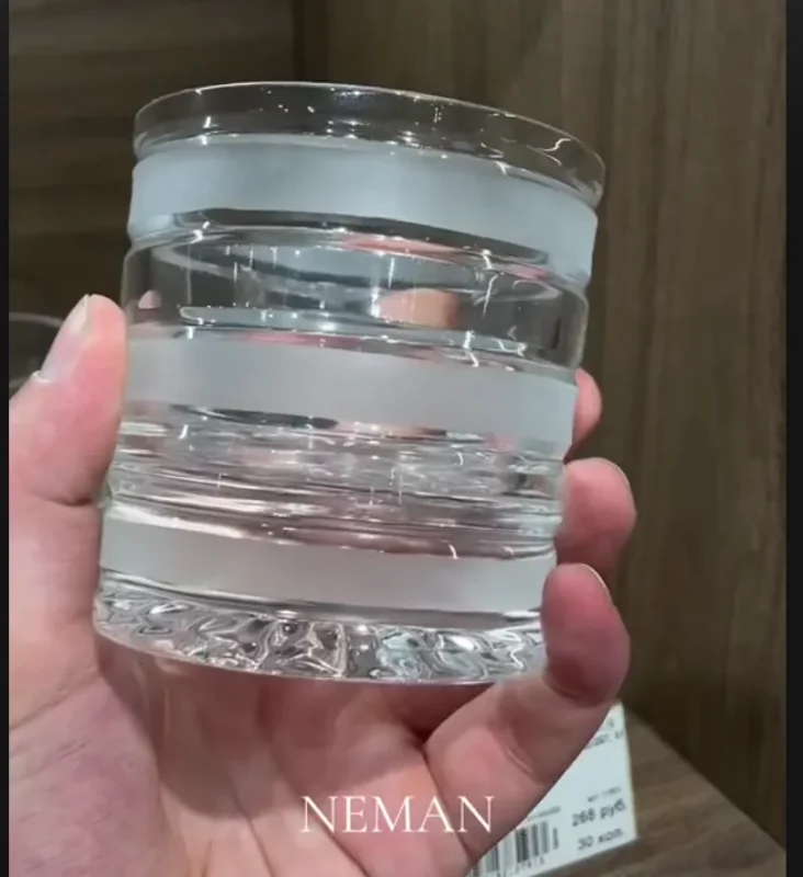 «Шклянкі з вібраніуму»: людзі здзівіліся цэнам на прадукцыю шклозавода «Нёман» шклозавод Нёман