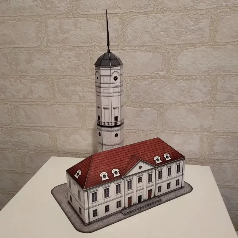 Гродзенец стварыў мадэль Слонімскай сінагогі: купіць і скласці яе можа кожны 