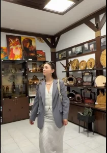 «А будзе кантэнт з дзеткамі-рабамі?» Гродзенская блогерка прарэкламавала краму ДВП з таварамі ад зняволеных — падпісчыкі абурыліся Леночка Лукашик и магазин еДИН в Гродно