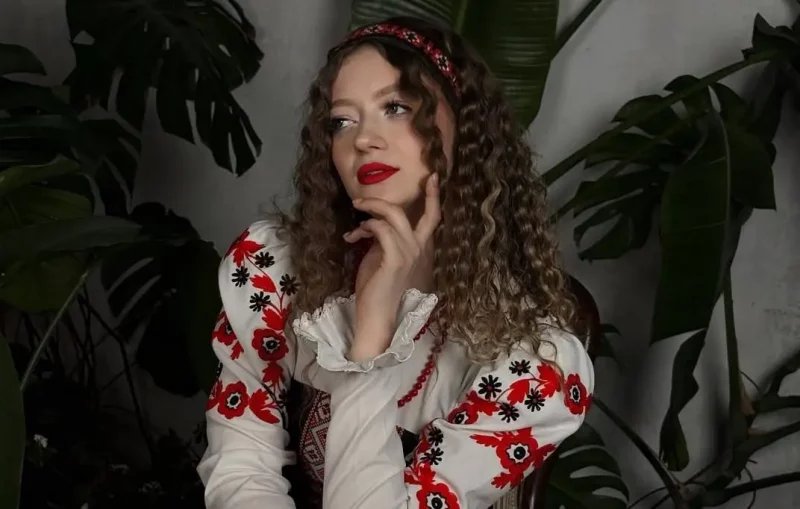 У цэнтры Гродна на Дзень Незалежнасці блогерцы Анджылішы зрабілі прапанову У цэнтры Гродна на Дзень Незалежнасці блогерцы Анджылішы зрабілі прапанову