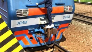 "Дзеці былі ў шоку". З'явілася іншая версія гісторыі падлеткаў, якія залілі Вечны агонь у Гродне