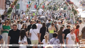 З'ехалі за горад ці засталіся дома: гродзенцы абмяркоўваюць, чаму не пайшлі на Дзень горада