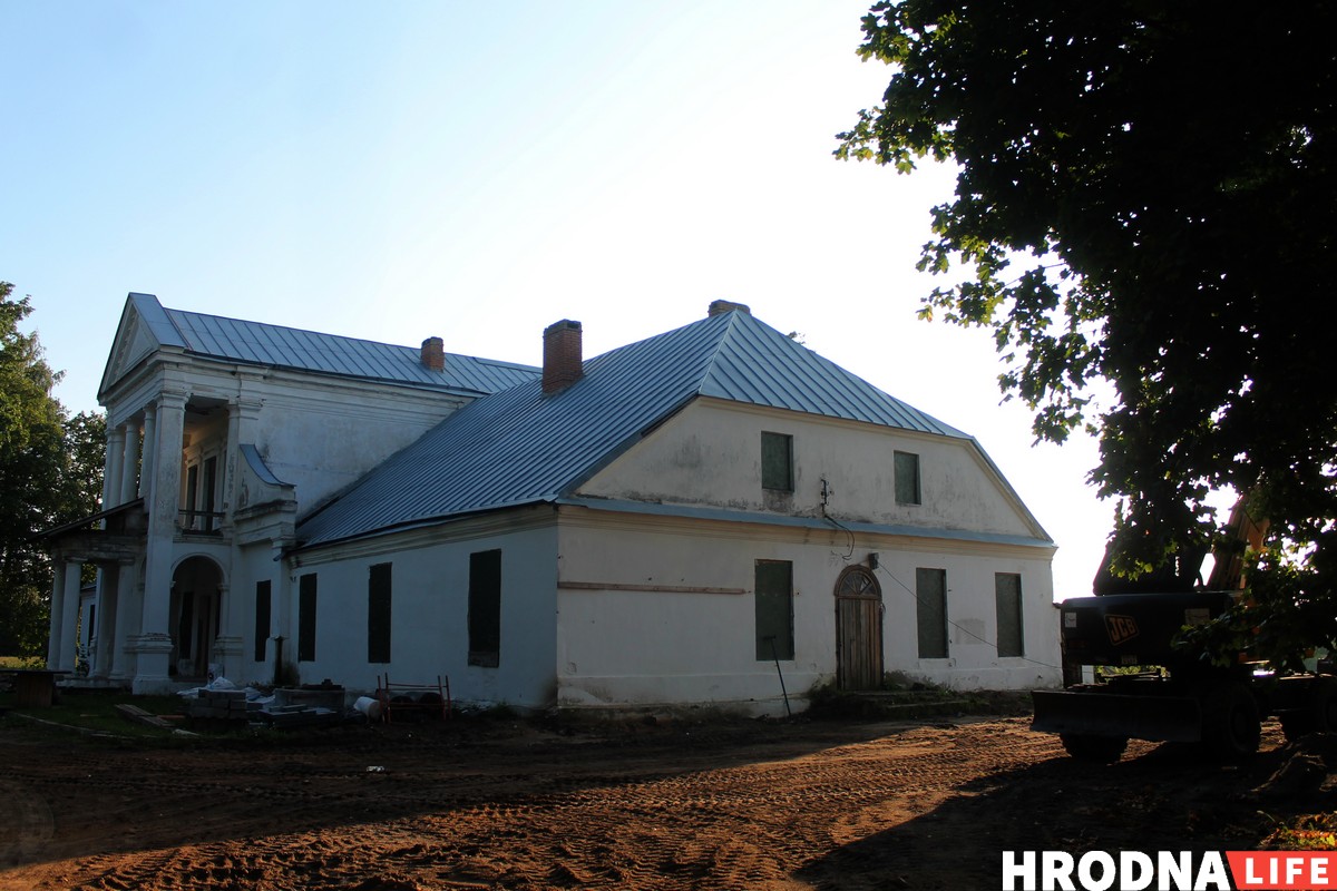 Сядзіба ў Падароску ў 2019 годзе. Фота: Hrodna.life