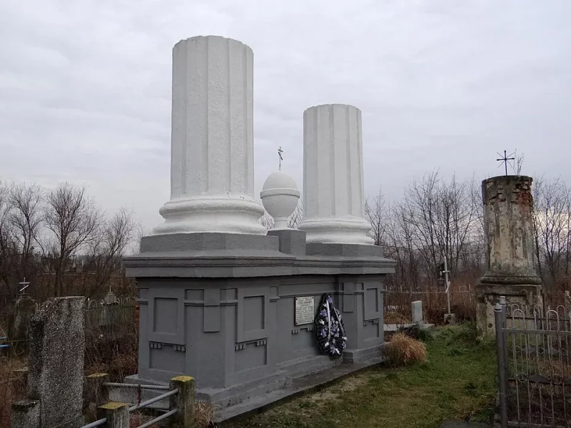 На могілках у Гродне адрамантуюць магілу - гэта гісторыка-культурная каштоўнасць Магіла Ланскога ў Гродне - старыя могілкі