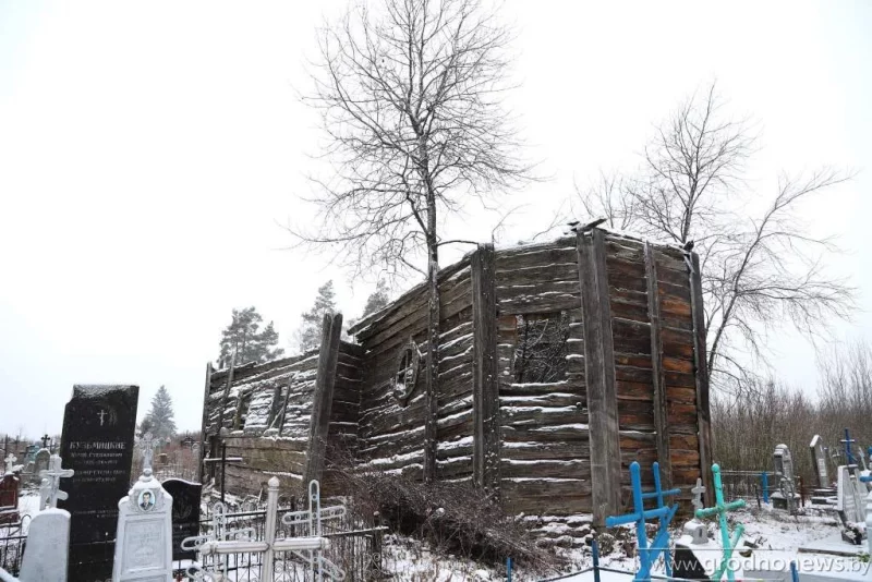 церковь деревянная