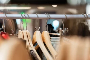 Адзенне шафа