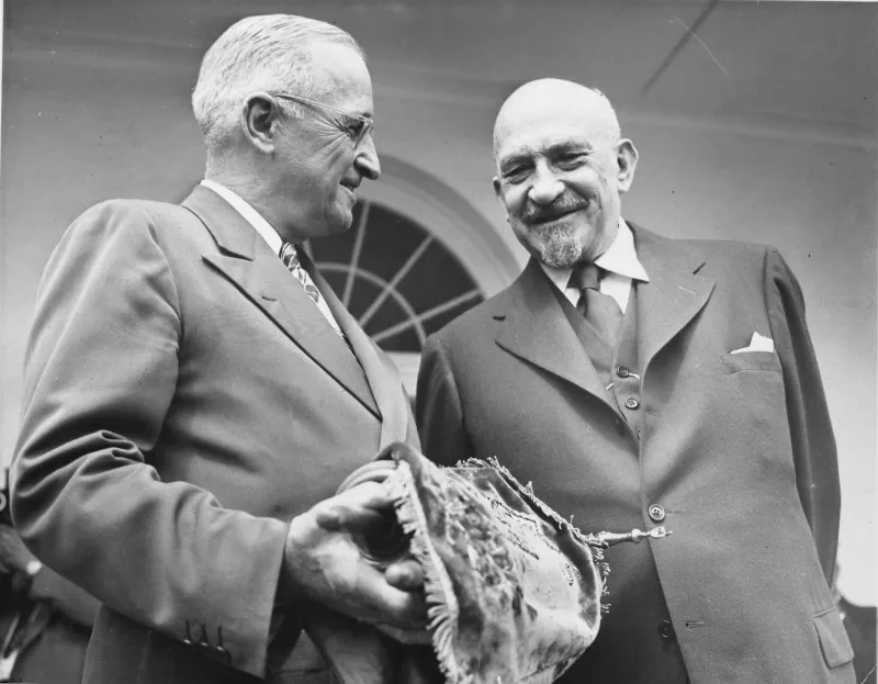 Президент США Гарри Трумэн и президент Израиля Хаим Вейцман. Источник: trumanlibrary.gov